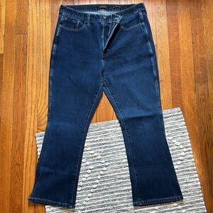 3 for $30 | Banana Republic high rise crop boot